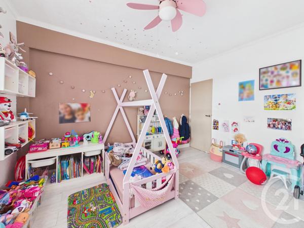 Appartement F4 à vendre  4 pièces - 64,97 m2 LA VALETTE DU VAR - 83