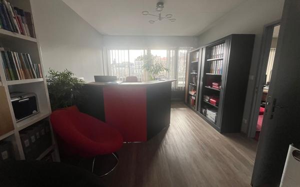 Appartement à vendre    3 pièces • 87,83 m2 Limoges