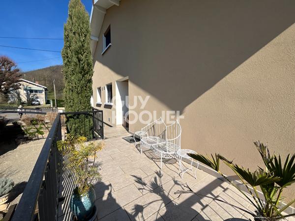 Beau Duplex avec jardin privatif à Saint-Maurice-de-Beynost