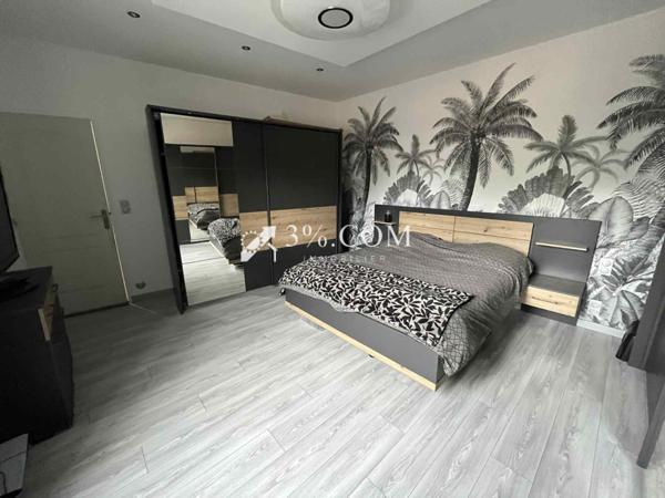 Maison 7 pièce(s) 5 chambre(s) 151 m²