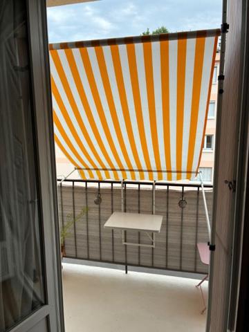 EVREUX - 27000 - APPARTEMENT DE TYPE T3 - RÉSIDENCE SÉCURISÉE - 64 M2 - 133 000 HAI