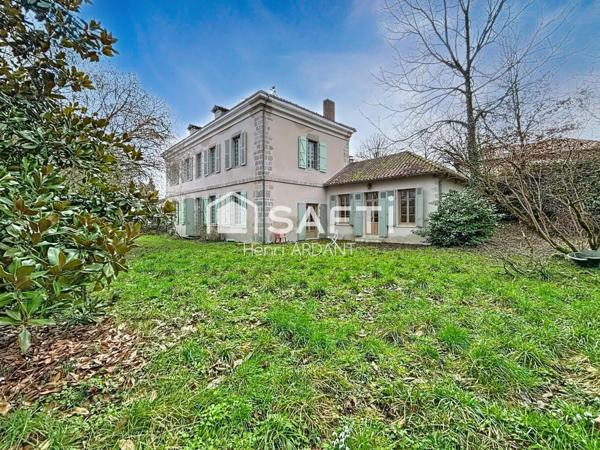 Maison de Prestige à rénover au ras de LIMOGES