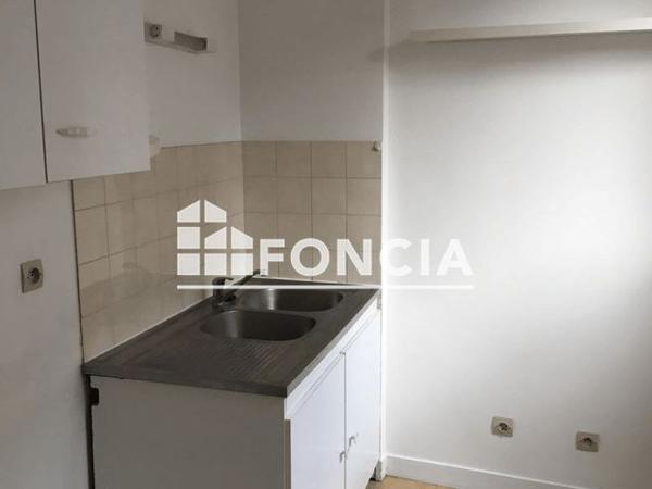 Location Studio 45.21 m² - 92/96 RUE LAURENDEAU Amiens 80000