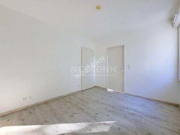 La Chapelle S/Erdre  : A Louer !  Bel appartement T2 non meublé, lumineux au 3è et dernier étage, ascenseur, terrasse, box fermé.