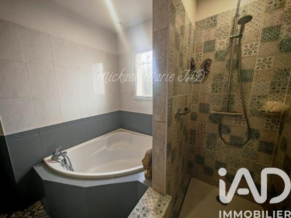 Maison à vendre 5 pièces 146 m² Mèze