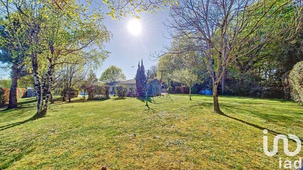 Maison à vendre 6 pièces 140 m² Carignan-de-Bordeaux