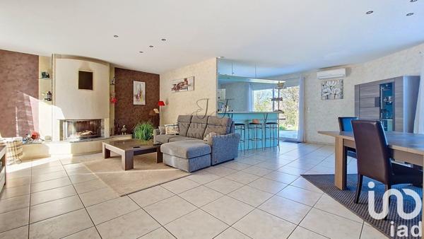 Maison à vendre 6 pièces 140 m² Carignan-de-Bordeaux