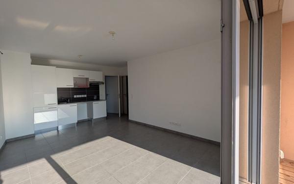 Appartement à vendre    2 pièces • 43 m2 Sainte-Foy-lès-Lyon