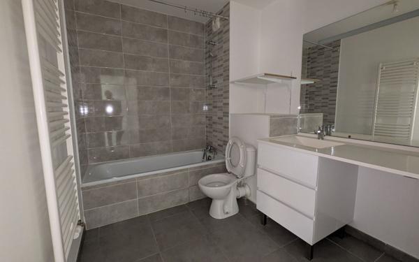 Appartement à vendre    2 pièces • 43 m2 Sainte-Foy-lès-Lyon