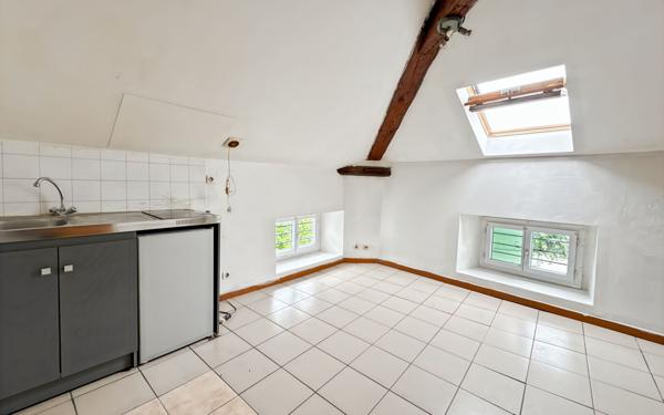 Appartement à vendre    1 pièce • 12,90 m2 Tarascon-sur-Ariège