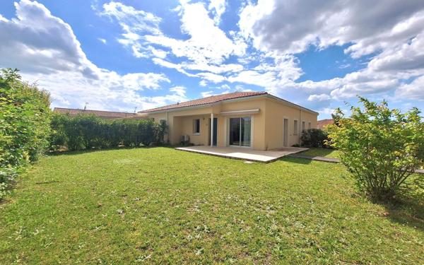 Maison à vendre    2 pièces •  Médis