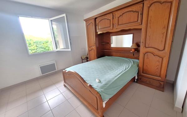 Maison à vendre    2 pièces •  Médis