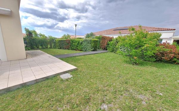 Maison à vendre    2 pièces •  Médis