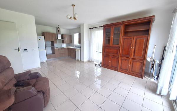 Maison à vendre    2 pièces •  Médis