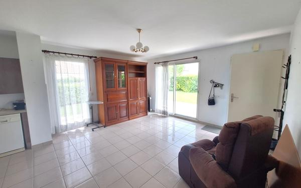 Maison à vendre    2 pièces •  Médis