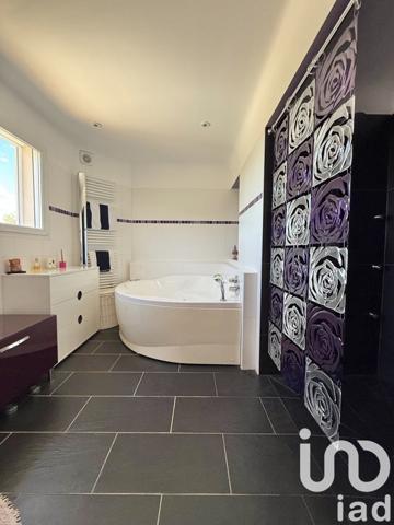 Maison à vendre 8 pièces 260 m² Sainte-Lucie-De-Porto Vecchio