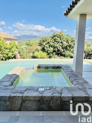 Maison à vendre 8 pièces 260 m² Sainte-Lucie-De-Porto Vecchio