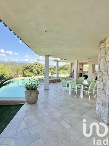 Maison à vendre 8 pièces 260 m² Sainte-Lucie-De-Porto Vecchio