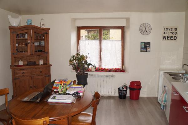 Immeuble de 250m² loué avec 2 T3 de 72m²  et 2 T2 de 56m2 et 50m²