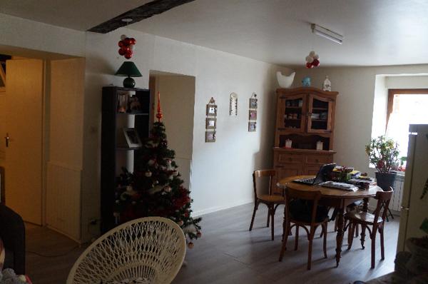 Immeuble de 250m² loué avec 2 T3 de 72m²  et 2 T2 de 56m2 et 50m²