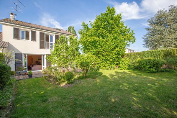 SUPERBE MAISON FAMILIALE