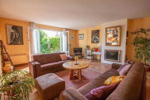 SUPERBE MAISON FAMILIALE