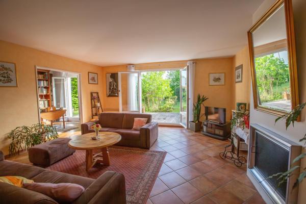 SUPERBE MAISON FAMILIALE