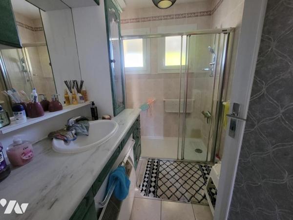 Maison d'habitation proche centre-ville et commodités