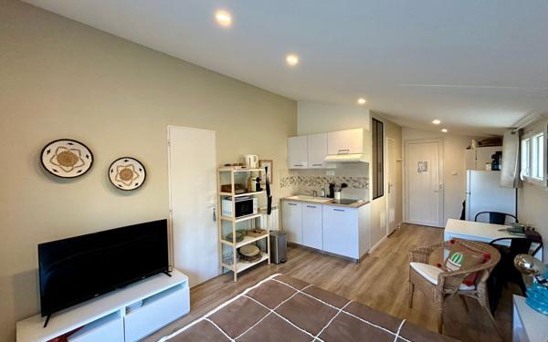 Maison à vendre    6 pièces • 156,14 m2 Balaruc-les-Bains