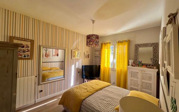 Maison à vendre    6 pièces • 156,14 m2 Balaruc-les-Bains