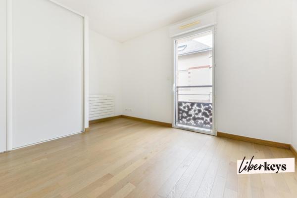 Nantes — Entre St-Mihiel et St-Clément : T2 de 44 m² avec balcon et garage en sous-sol dans résidence de 2013
