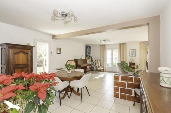 Maison à vendre 421 200 € Frontignan 5 p 118 m² DPE C