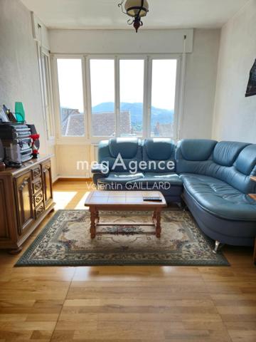 Appartement à LA MURE, 38350 - 2 pièces 49m²