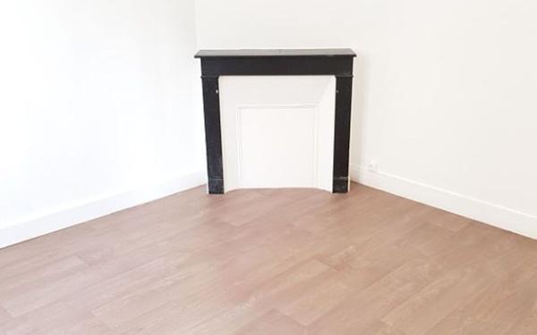 Appartement à louer    1 pièce •  La Courneuve