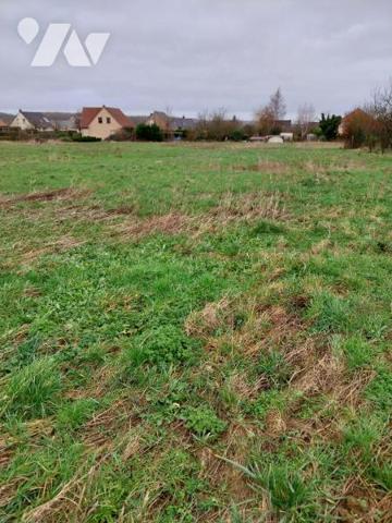 terrain a bâtir à VILLERS AU BOIS