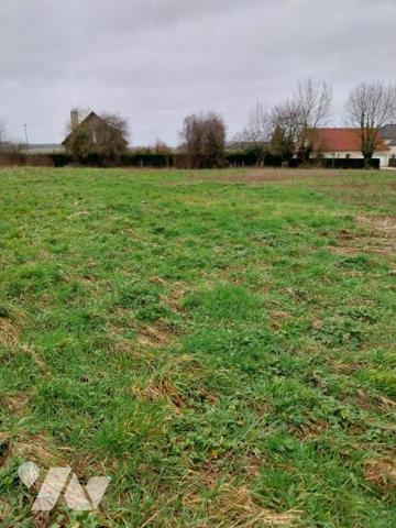 terrain a bâtir à VILLERS AU BOIS