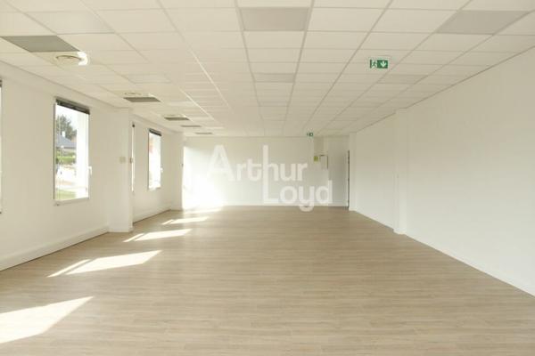 A LOUER BUREAUX PARC ALTAIS
