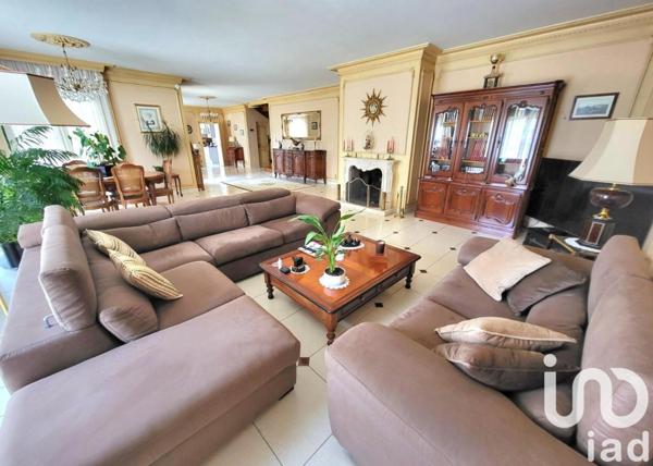 Maison à vendre 10 pièces 300 m² Saclay
