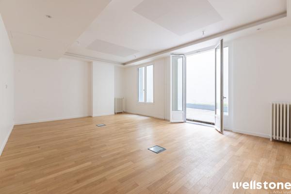 Bureaux à louer à PARIS 75008