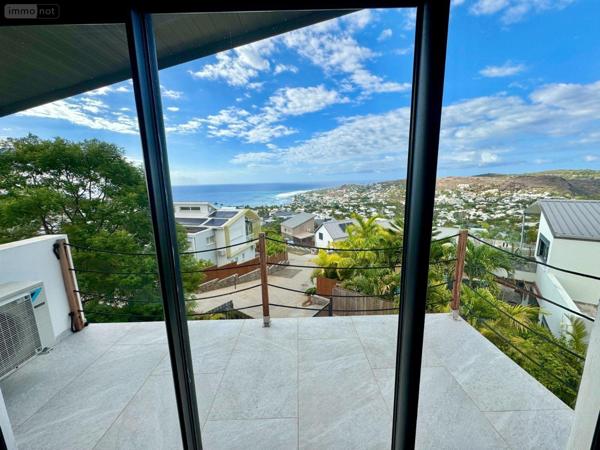 Villa à vendre à Saint-Gilles-les-Bains à la Réunion (97434), ref : 97424/102
