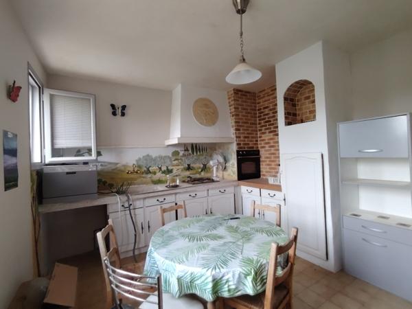 Montfaucon (30150) MAISON 9 PIECES 245 M²