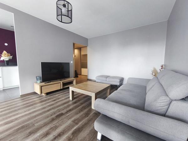 Appartement 3 pièces 66 m2 + balcons + box fermé - Vieux Lille