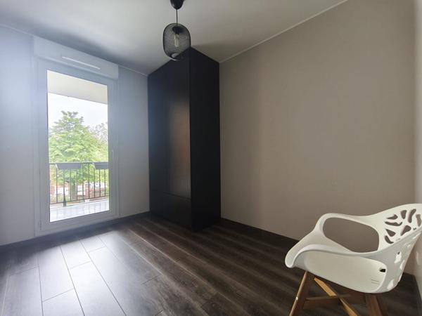 Appartement 3 pièces 66 m2 + balcons + box fermé - Vieux Lille