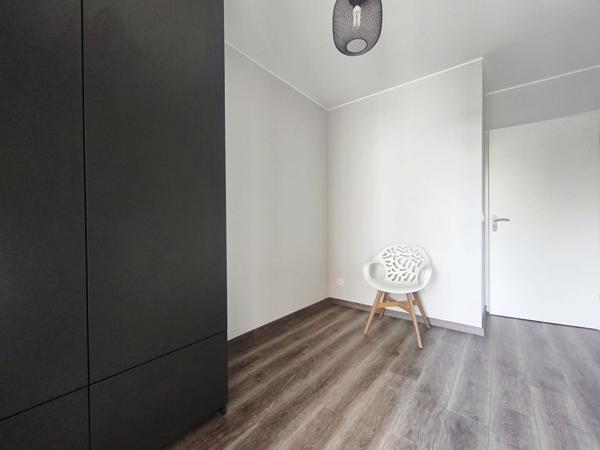 Appartement 3 pièces 66 m2 + balcons + box fermé - Vieux Lille