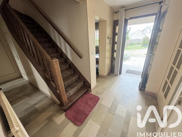 Maison à vendre 8 pièces 181 m² Saint-Denis-en-Val