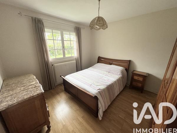 Maison à vendre 8 pièces 181 m² Saint-Denis-en-Val