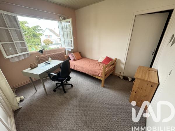 Maison à vendre 8 pièces 181 m² Saint-Denis-en-Val