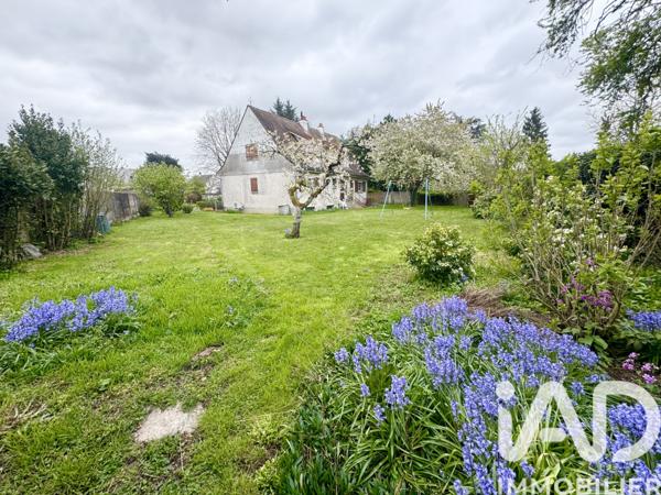 Maison à vendre 8 pièces 181 m² Saint-Denis-en-Val