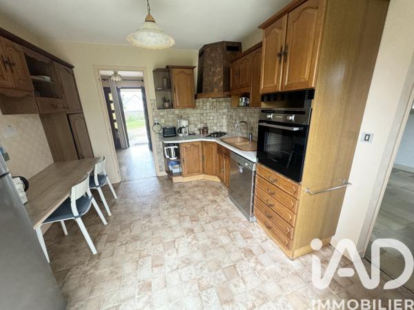 Maison à vendre 8 pièces 181 m² Saint-Denis-en-Val