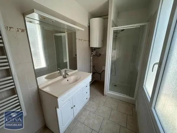 Appartement à louer 2 pièces 41.95m² Beauvais (60000)